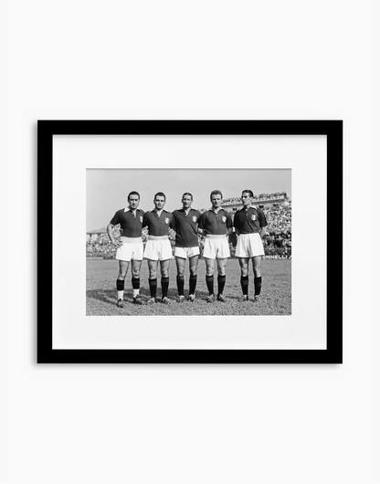 Campioni del Grande Torino, 1948 — stampa fine art con cornice nera