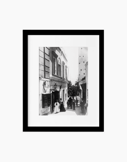 Capri 1900, via Camerelle — stampa fine art con cornice nera