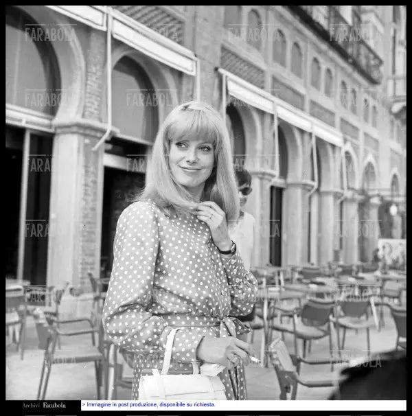 Catherine Deneuve, Festival di Venezia, 1966 - Farabola Immagine digitale