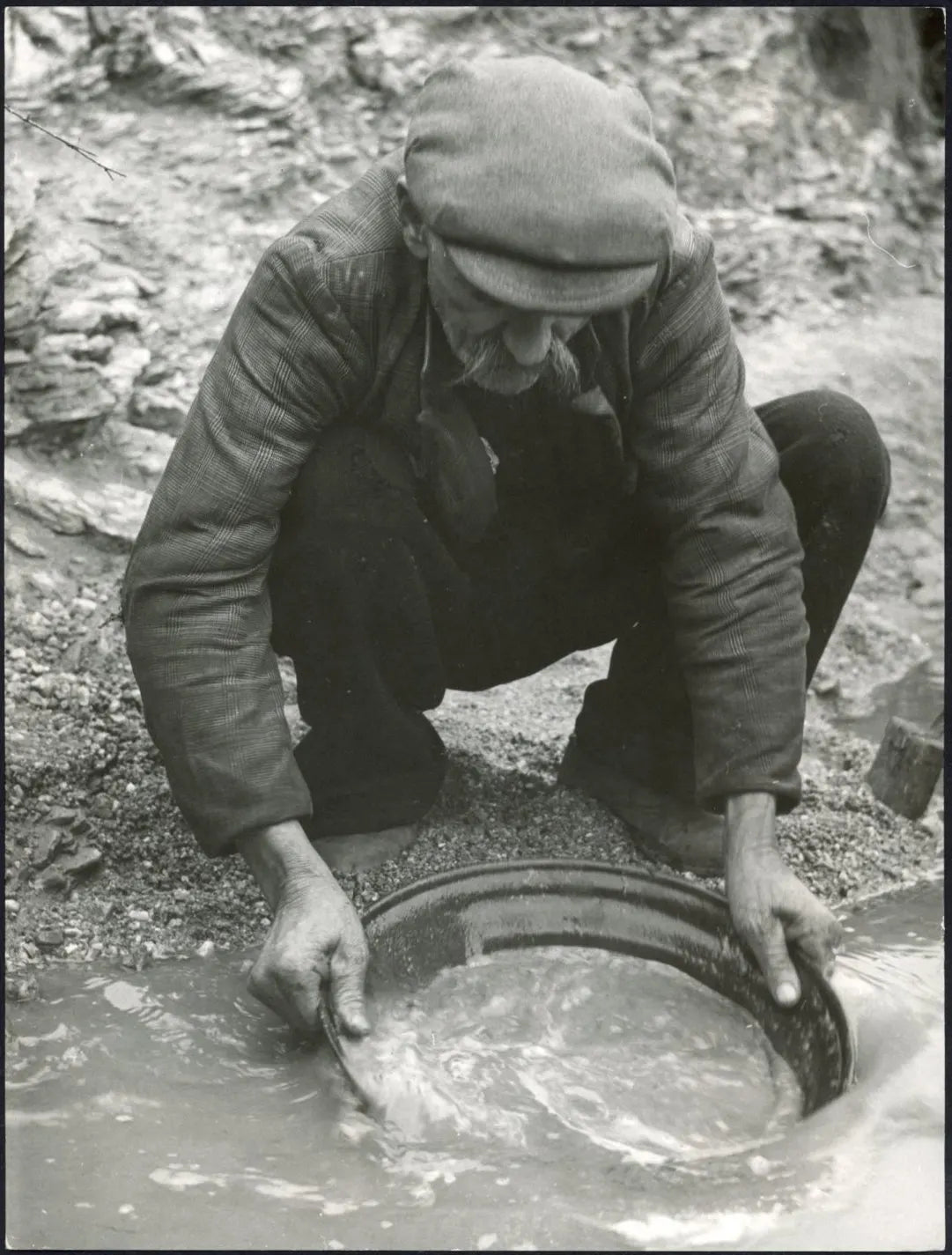Cercatore d'oro anni 60 Ft 3189 - Stampa 24x18 cm - Farabola Stampa ai sali d'argento