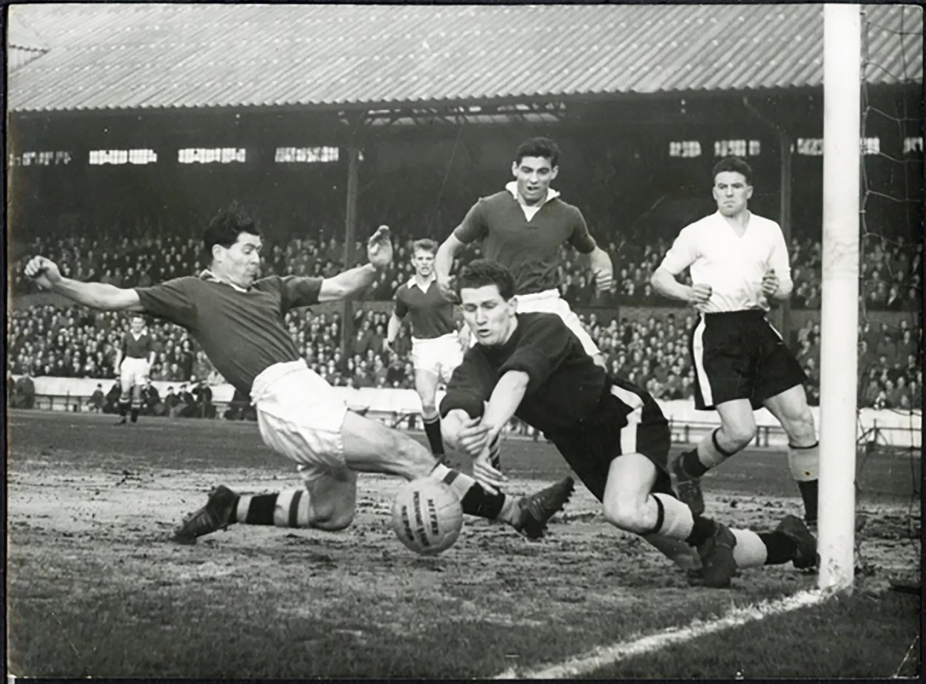 Chelsea vs Cardiff 1957 Ft 5719 - Stampa 20x15 cm - Farabola Stampa ai sali d'argento