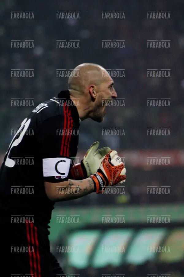 Christian Abbiati, Milan vs Inter, 2012 - Farabola Immagine digitale