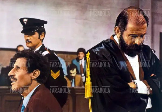 Ciccio Ingrassia ed Enrico Maria Salerno in una scena del film La Violenza: Quinto potere, 1972 - Farabola Immagine digitale