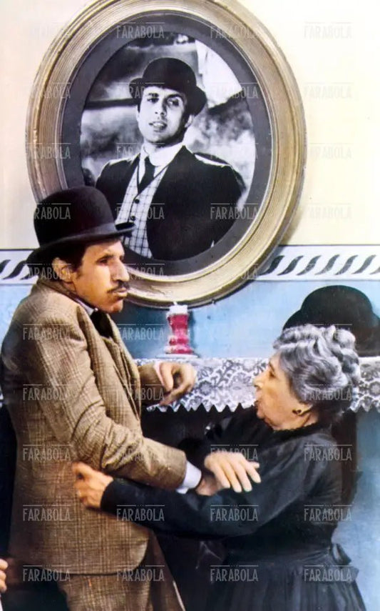 Ciccio Ingrassia in una scena del film Storia di fifa e di coltello - Er seguito d'er più, 1972 - Farabola Immagine digitale