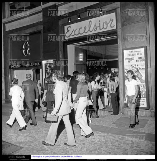 Cinema Excelsior, Milano, 1973 - Farabola Immagine digitale