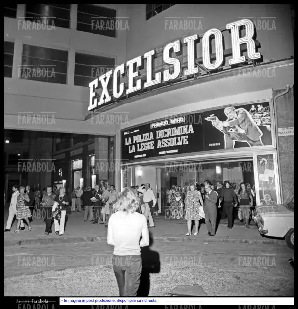 Cinema Excelsior, Milano, 1973 - Farabola Immagine digitale