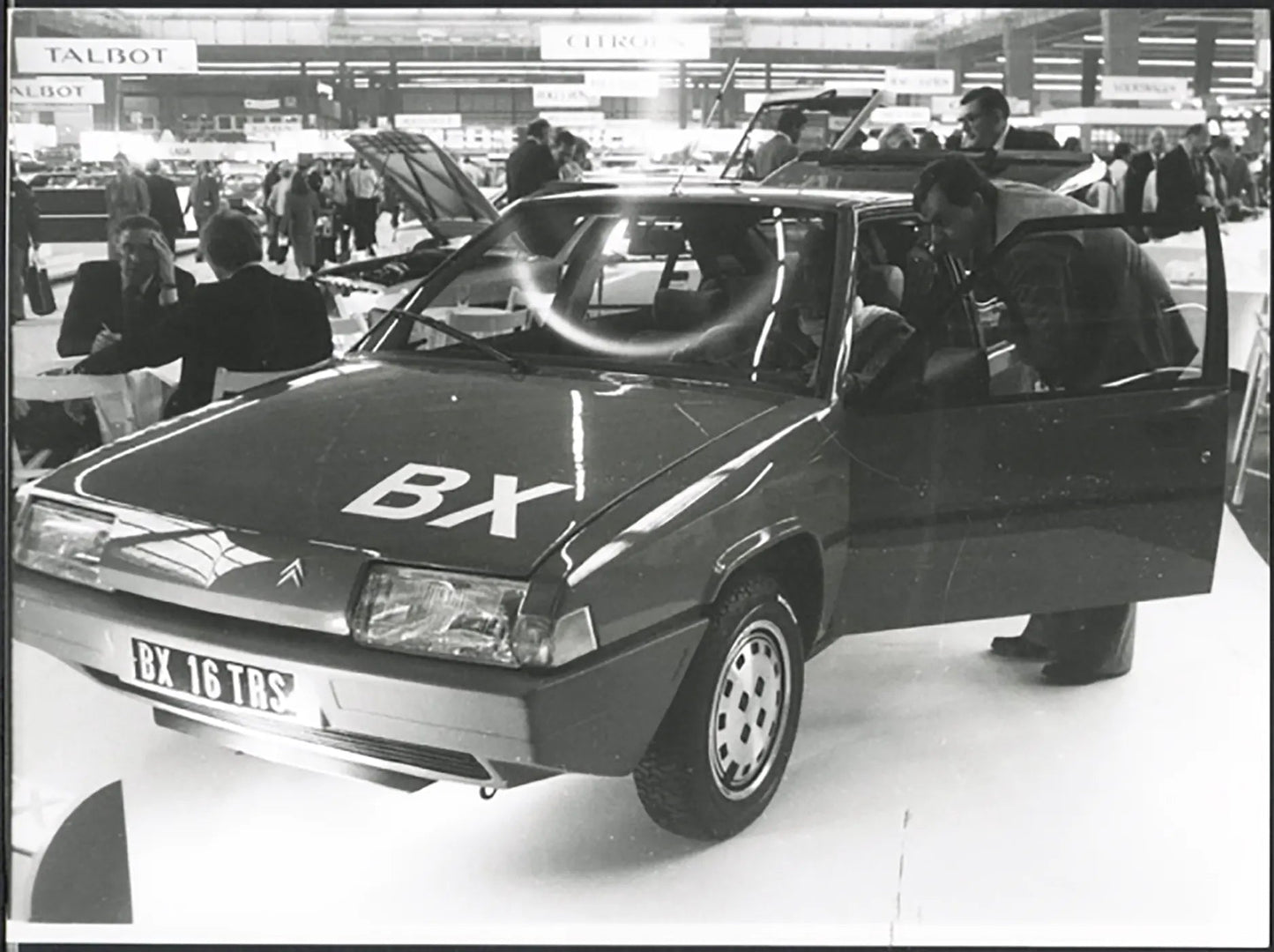 Citroën BX Salone Auto Parigi 1982 Ft 37025 - Stampa 24x18 cm - Farabola Stampa ai sali d'argento
