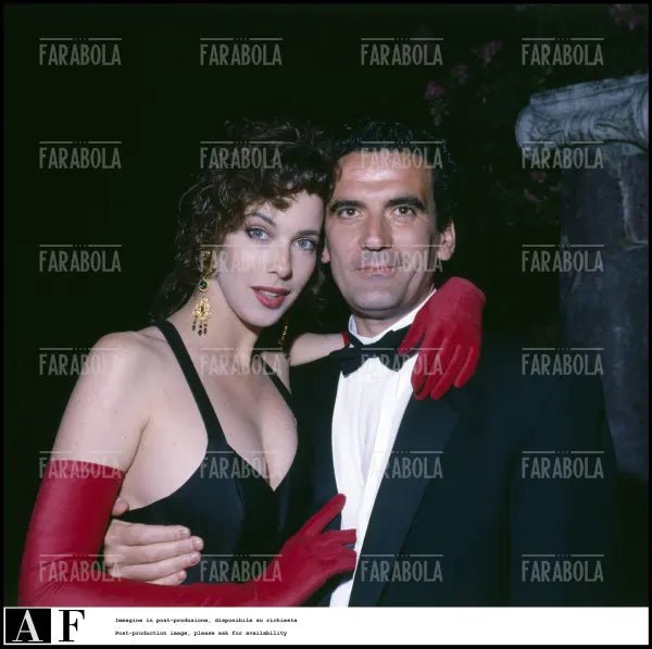 Clarissa Burt e Massimo Troisi, Festival di Cannes, 1989 - Farabola Immagine digitale