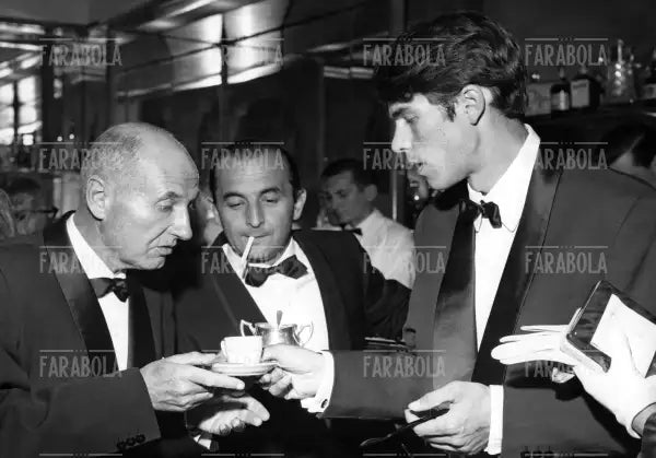 Claude Autant - Lara, Morris Ergas e Laurent Terzieff, Festival di Venezia, 1961 - Farabola Immagine digitale