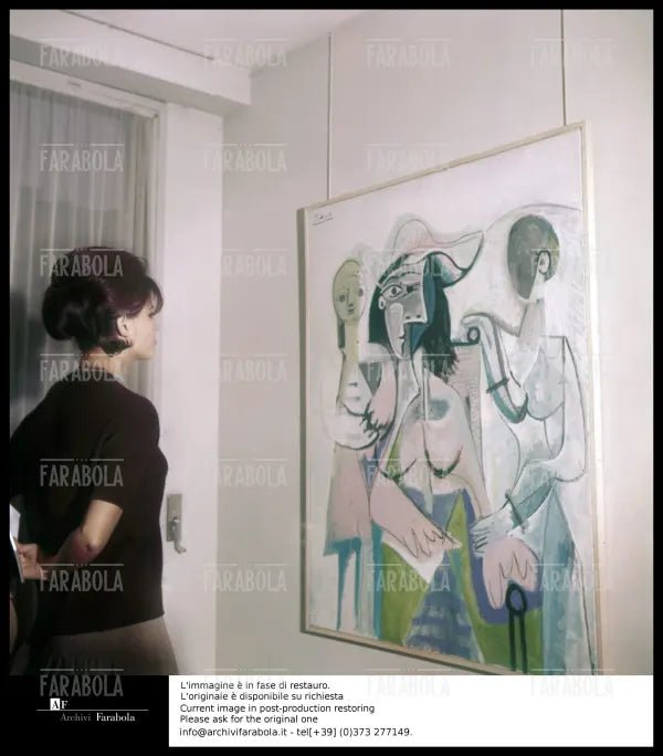 Claudia Cardinale alla mostra di Picasso, Parigi, 1962 - Farabola Immagine digitale