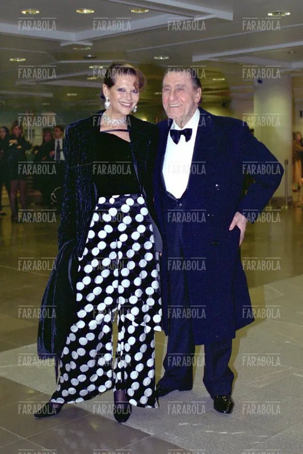 Claudia Cardinale e Alberto Sordi, Montecarlo Film Festival, 2001 - Farabola Immagine digitale