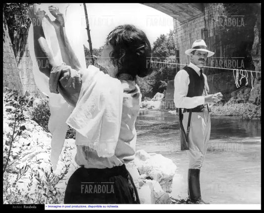 Claudia Cardinale e Giuliano Gemma nel film Il prefetto di ferro, 1977 - Farabola Immagine digitale