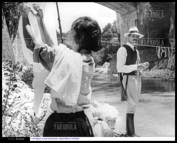 Claudia Cardinale e Giuliano Gemma nel film Il prefetto di ferro, 1977 - Farabola Immagine digitale