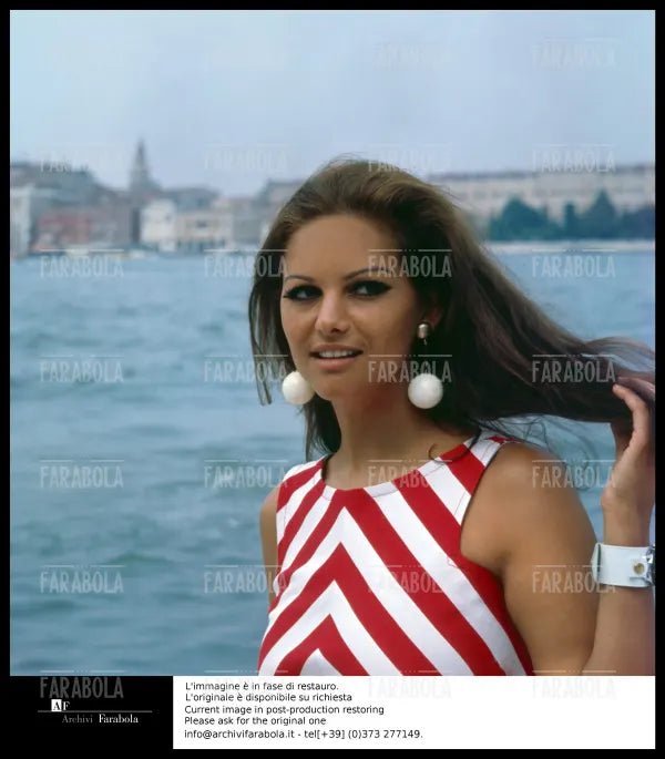 Claudia Cardinale, Festivaldi Venezia, 1967 - Farabola Immagine digitale