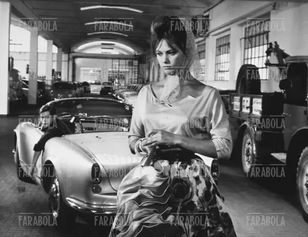 Claudia Cardinale in una scena del film La ragazza con la valigia, 1961 - Farabola Immagine digitale