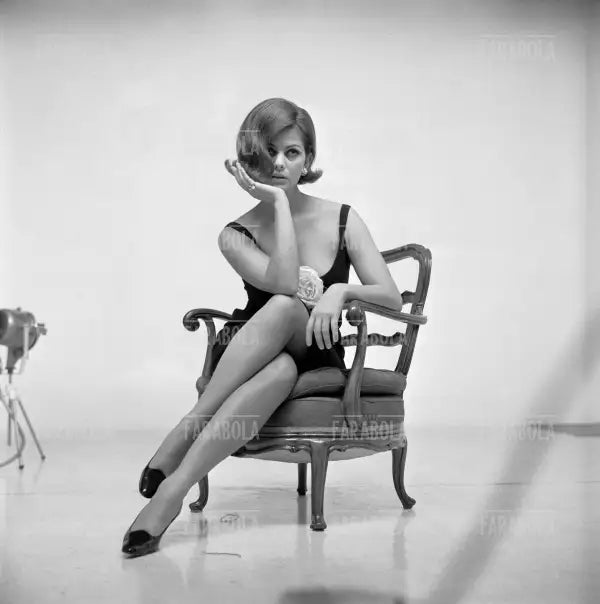 Claudia Cardinale, Milano, 1964 - Farabola Immagine digitale