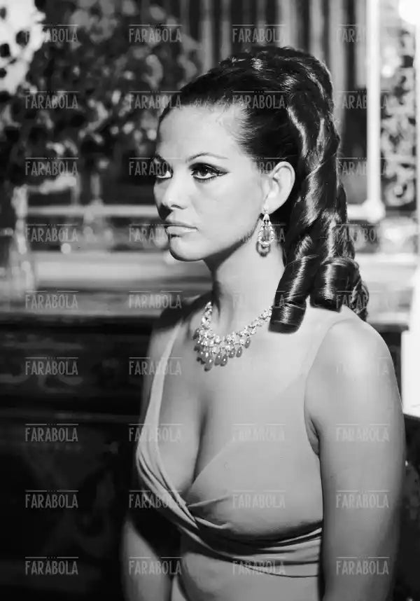 Claudia Cardinale, Milano, 1967 - Farabola Immagine digitale