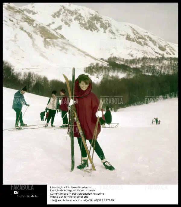 Claudia Cardinale, Monte Terminillo, 1962 - Farabola Immagine digitale