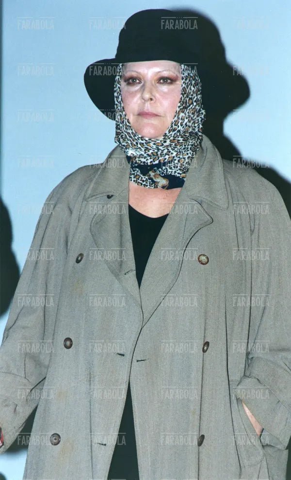 Claudia Mori alla presentazione del nuovo album di Celentano, 2002 - Farabola Immagine digitale