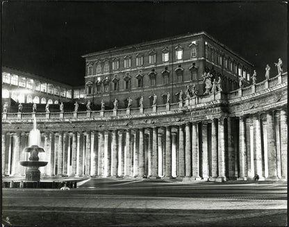 Colonnato della Basilica di San Pietro anni 70 Ft 4855 - Stampa 21x27 cm - Farabola Stampa ai sali d'argento