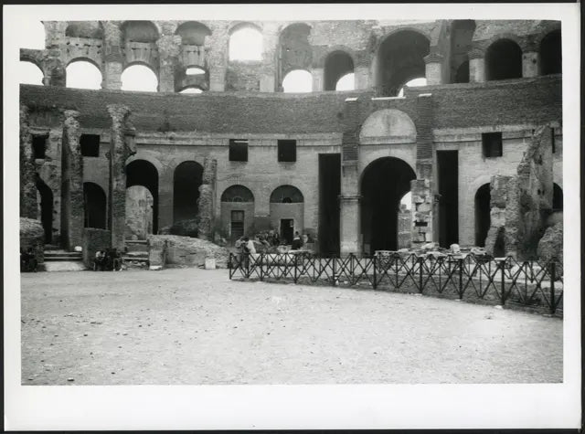 Colosseo Roma anni 60 Ft 4097 - Stampa 24x18 cm - Farabola Stampa ai sali d'argento (anni 90)