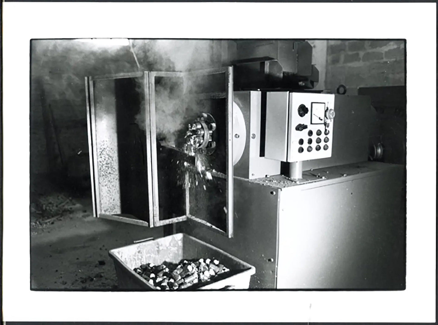 Combustibile a biomasse anni 90 Ft 5663 - Stampa 24x18 cm - Farabola Stampa ai sali d'argento