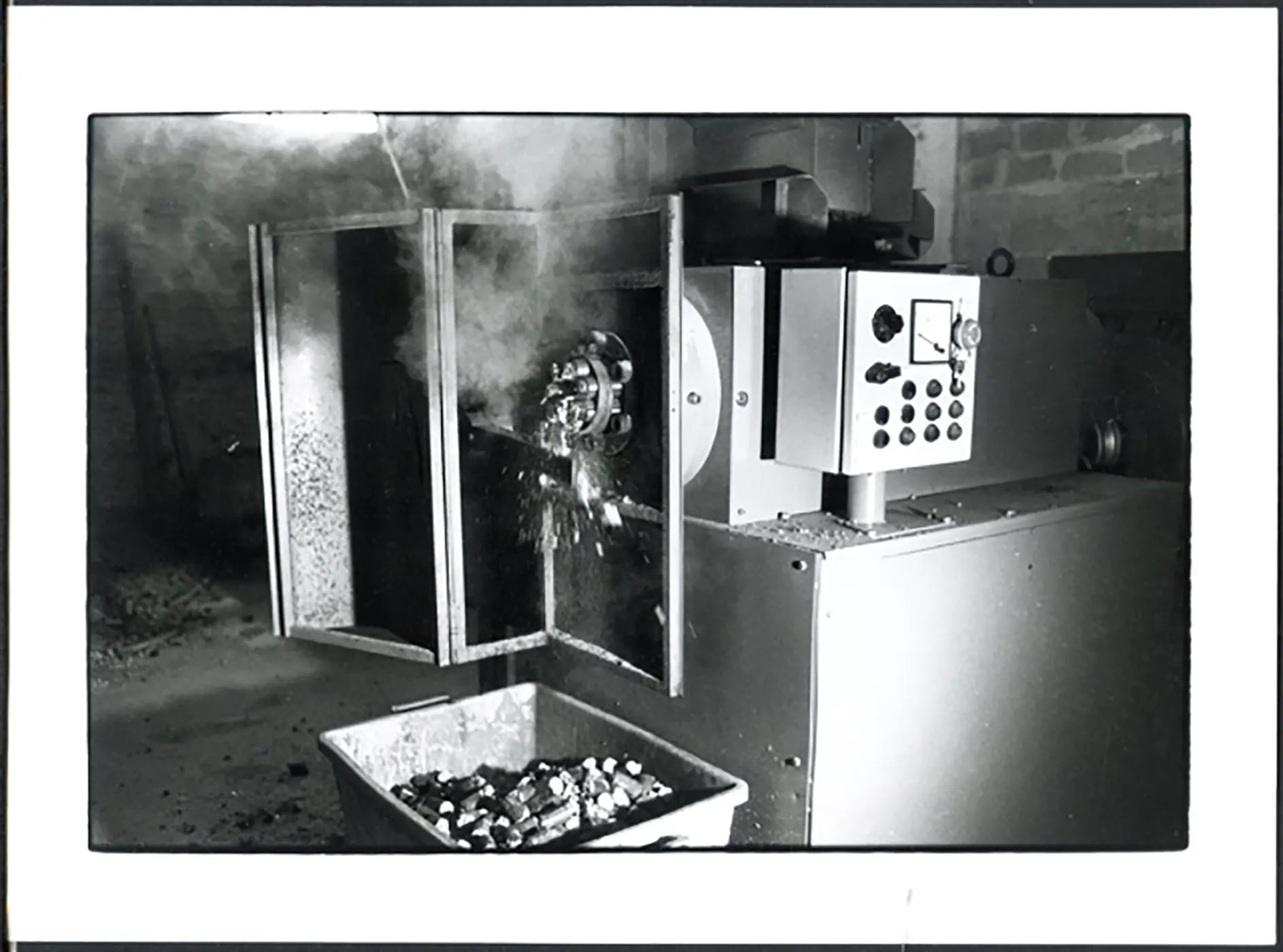 Combustibile a biomasse anni 90 Ft 5663 - Stampa 24x18 cm - Farabola Stampa ai sali d'argento