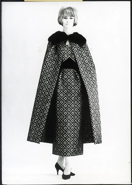Completo da sera Pierre Cardin 1961 Ft 36366 - Stampa 13x18 cm - Farabola Stampa ai sali d'argento