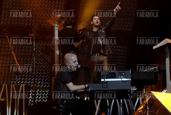 Concerto dei Negramaro a San Siro, Milano, 2008 - Farabola Immagine digitale