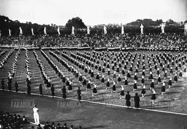 Concorso Ginnico al Foro Mussolini, Roma, 1934 - Farabola Immagine digitale