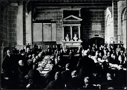 Consegna Trattato di Pace agli austriaci 1919 Ft 37795 - Stampa 24x18 cm - Farabola Stampa ai sali d'argento (anni 90)