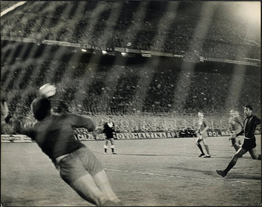 Coppa dei Campioni Inter vs Liverpool 1965 Ft 38092 - Stampa 21x27 cm - Farabola Stampa ai sali d'argento