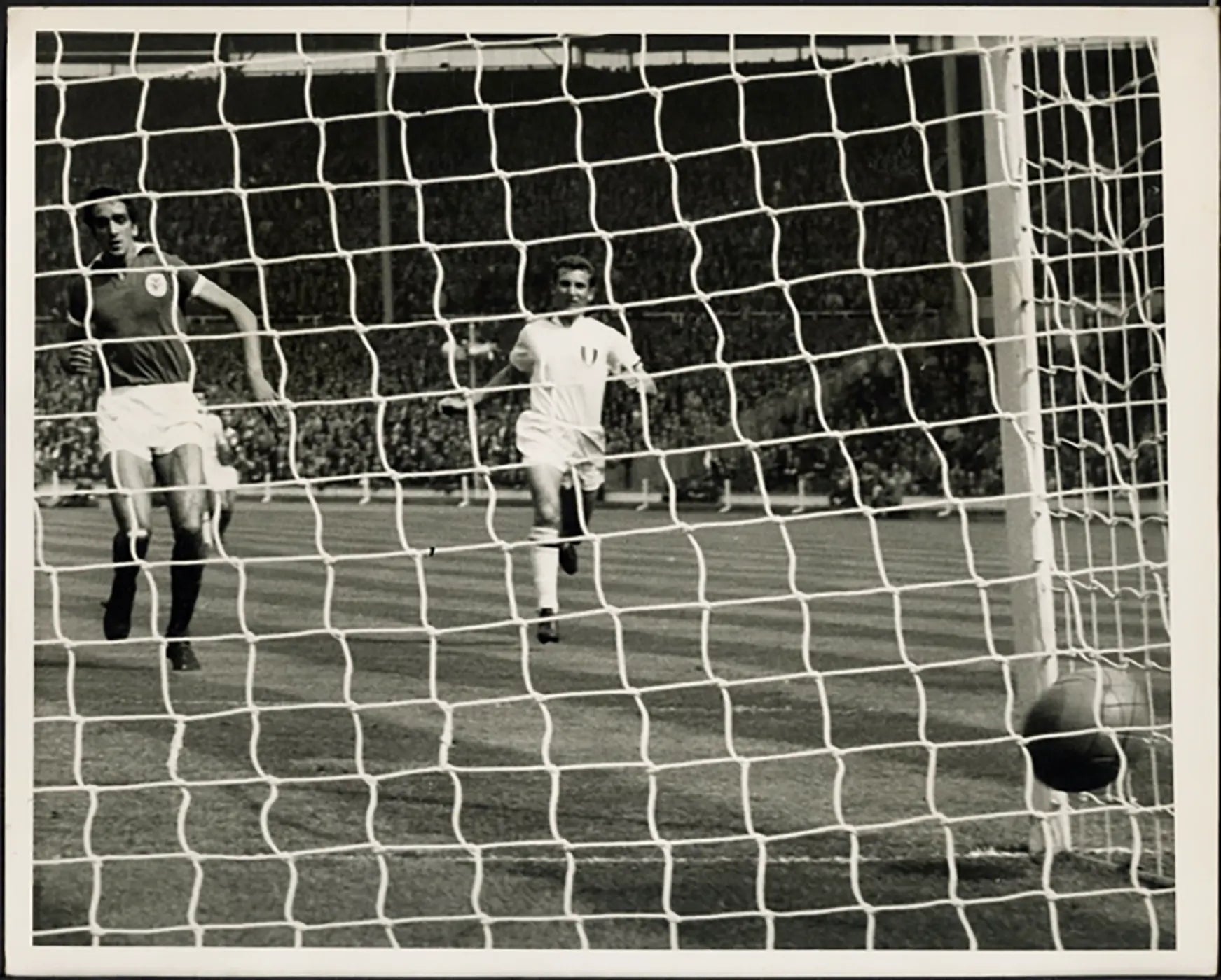Coppa Europa Benfica vs Milan 1972 Ft 5736 - Stampa 20x25 cm - Farabola Stampa ai sali d'argento