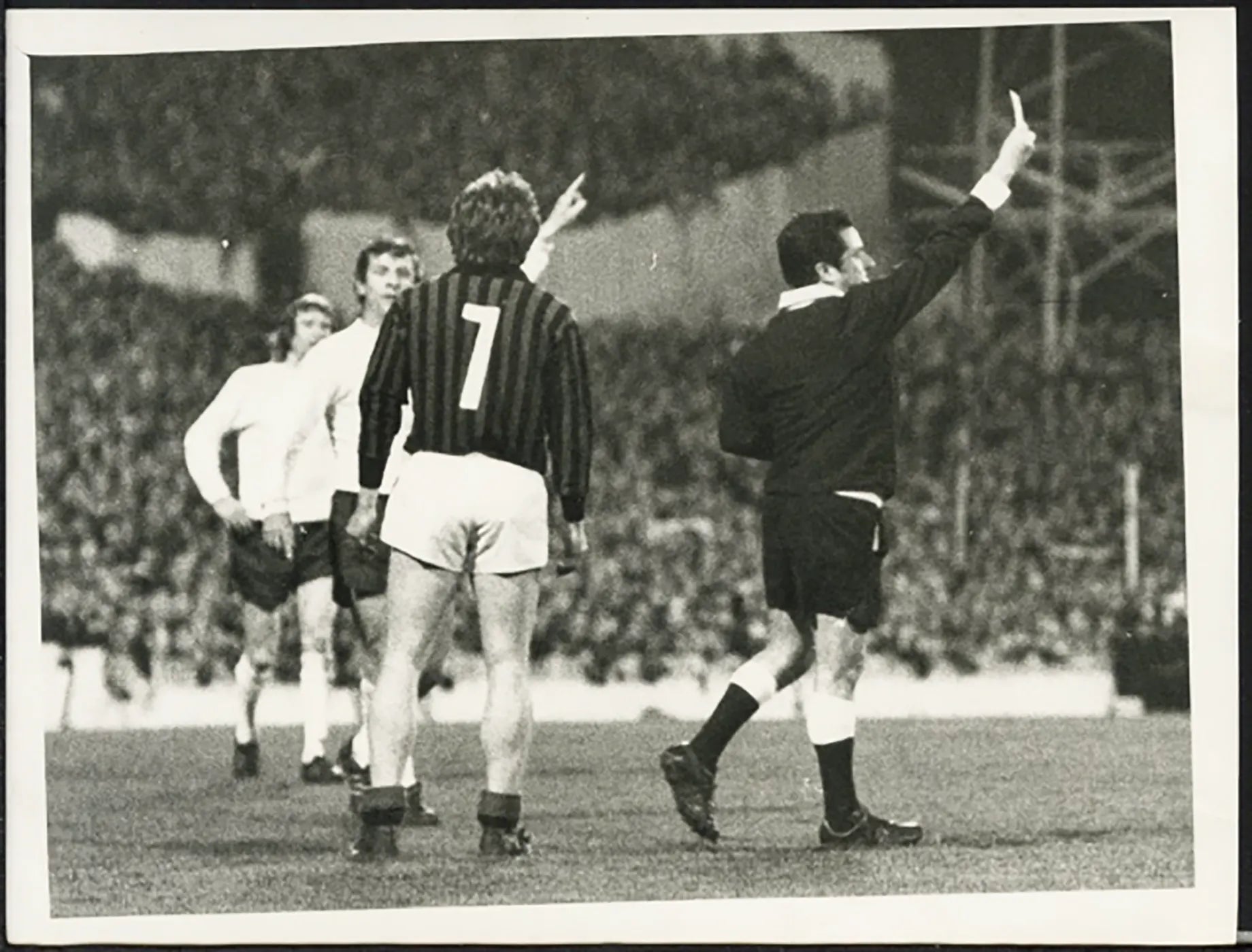 Coppa Uefa Spurs vs Milan 1972 Ft 5321 - Stampa 21x15 cm - Farabola Stampa ai sali d'argento