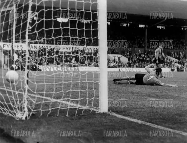 Corea del Nord vs Italia, Mondiali di calcio in Inghilterra, 1966 - Farabola Immagine digitale