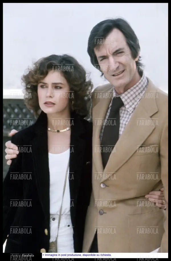 Corinne Cléry e Carlo Lizzani, Milano, 1977 - Farabola Immagine digitale