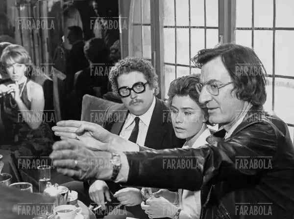 Corinne Cléry e Carlo Lizzani, Milano, 1977 - Farabola Immagine digitale