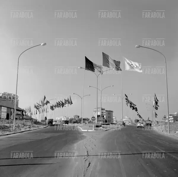 Corso Francia durante le Olimpiadi di Roma, 1960 - Farabola Immagine digitale