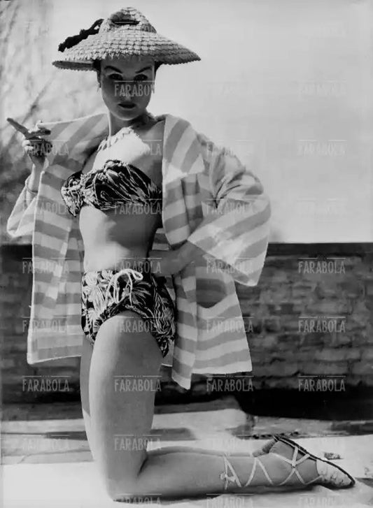 Costume da bagno, 1954 - Farabola Immagine digitale