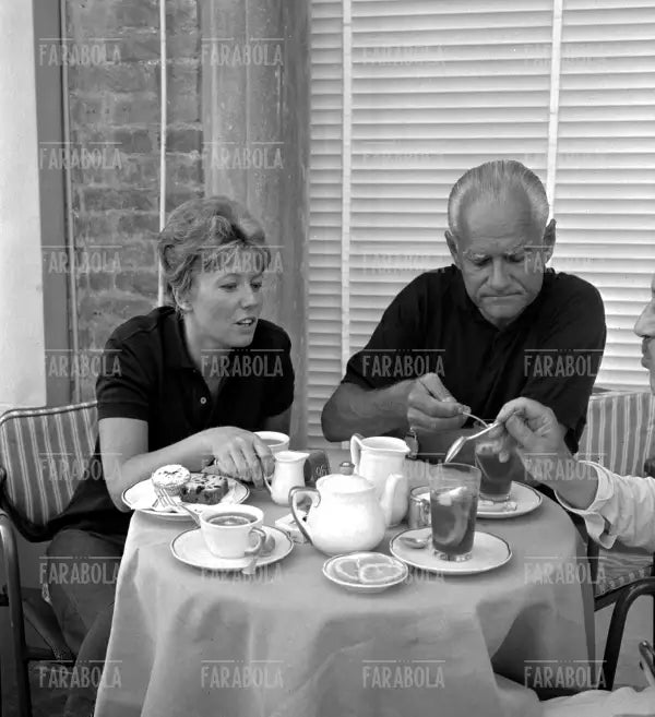 Dacia Maraini e Alberto Moravia, Festival di Venezia, 1967 - Farabola Immagine digitale
