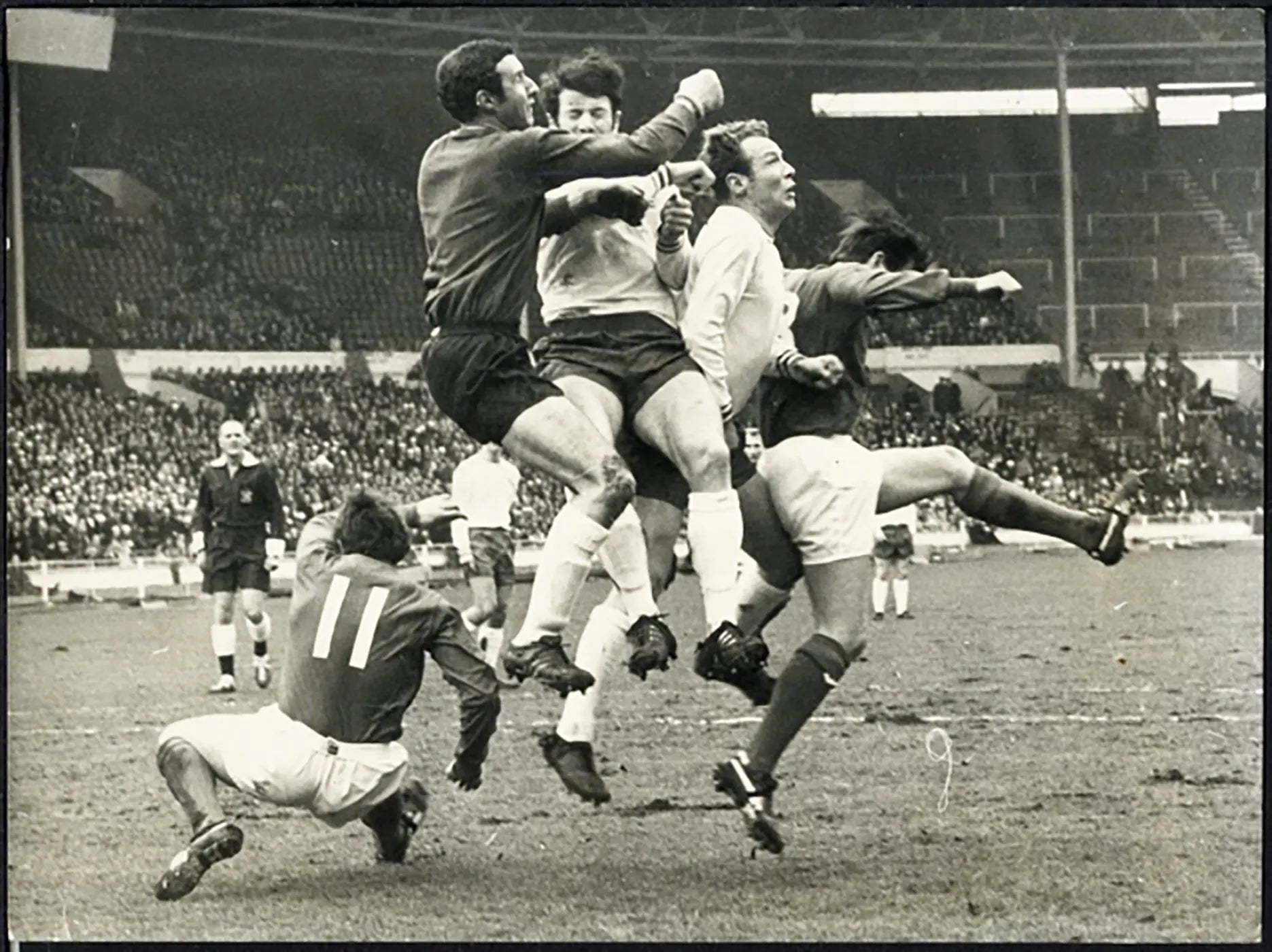 Dagenham vs Enfield 1970 Ft 5727 - Stampa 20x15 cm - Farabola Stampa ai sali d'argento