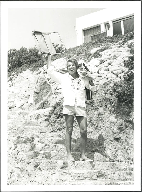 Daniel Gelin a Saint Tropez 1967 Ft 37433 - Stampa 24x18 cm - Farabola Stampa ai sali d'argento