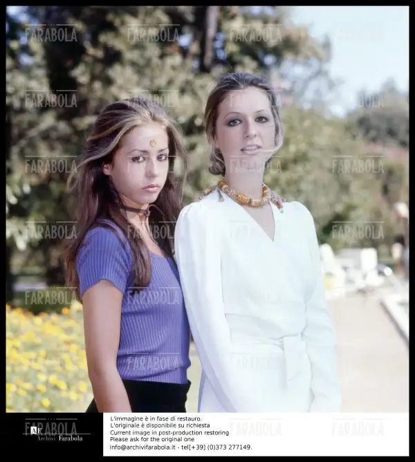 Daniela e Loretta Goggi, 1971 - Farabola Immagine digitale