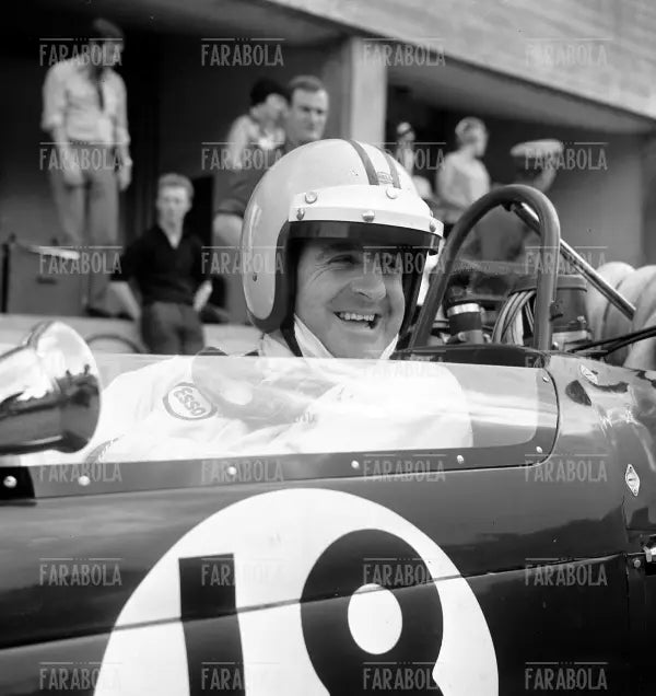 Dennis Hulme su Brabham - Repco, Gp di Monza, 1967 - Farabola Immagine digitale