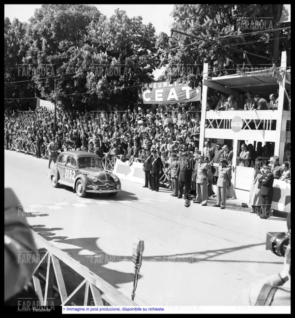Descollanges e Gignoux su Panhard Dyna, Mille Miglia, 1951 - Farabola Immagine digitale