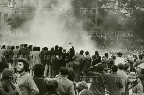 Devastazione all'Università dopo il comizio di Luciano Lama, Roma, 1977 - Farabola Immagine digitale