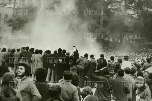 Devastazione all'Università dopo il comizio di Luciano Lama, Roma, 1977 - Farabola Immagine digitale