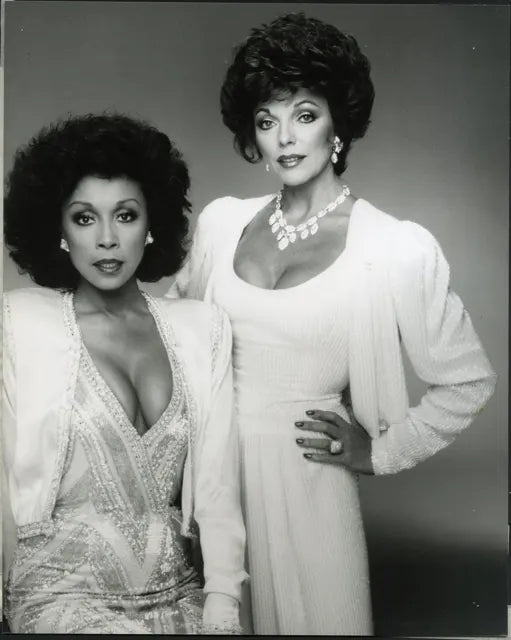 Diahann Carroll e Joan Collins Dinasty Ft 4461 - Stampa 27x37 cm - Farabola Stampa ai sali d'argento