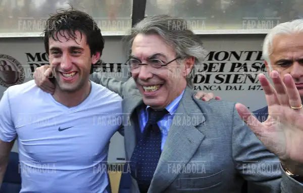 Diego Milito e Massimo Moratti festeggiano lo scudetto, Siena, 2010 - Farabola Immagine digitale