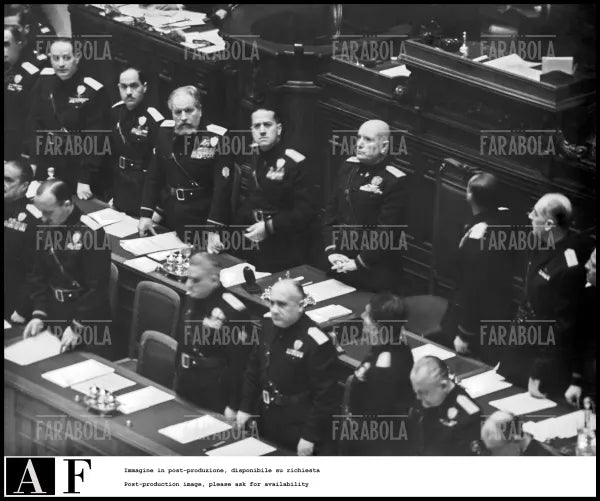 Discorso di Galeazzo Ciano per illustrare l'azione italiana di fronte alla guerra, Roma, 1939 - Farabola Immagine digitale